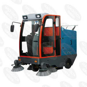 Full Closed Piloted Sweeper